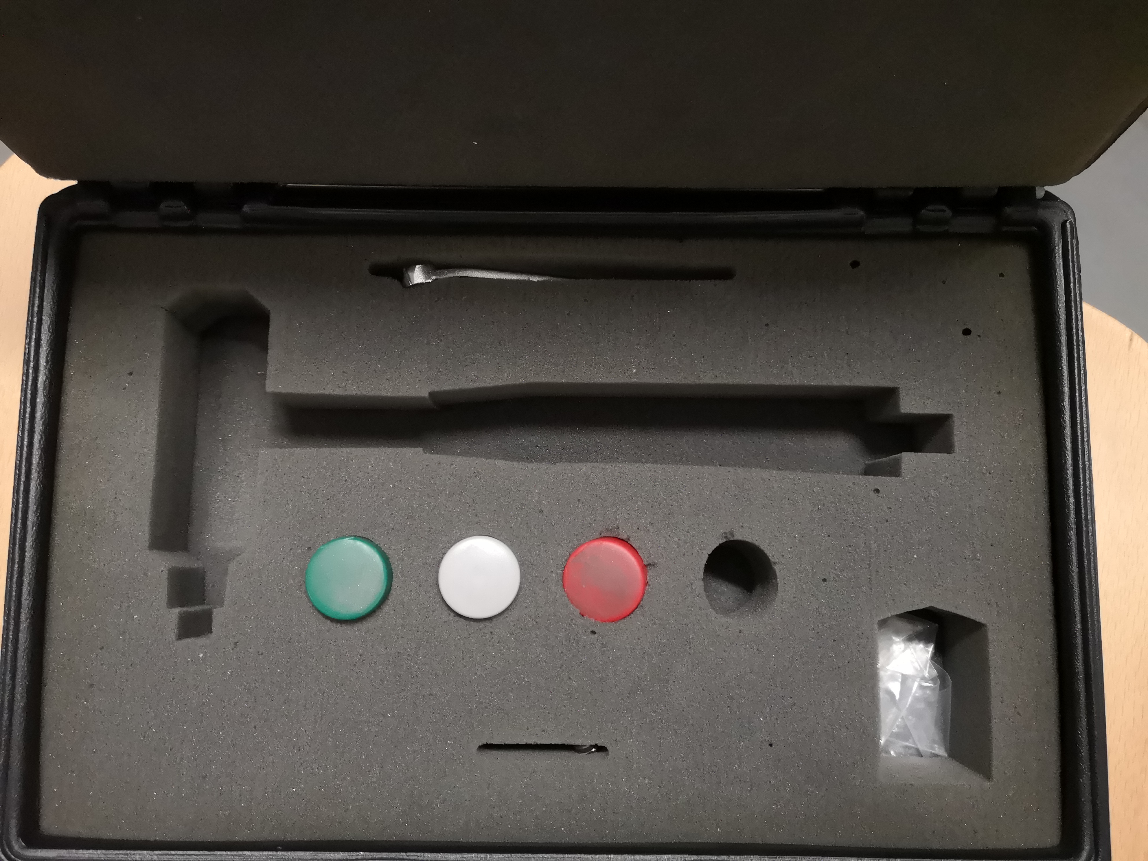 /tdehaeze/nass-micro-station-measurements/media/commit/1a6d30f676605accf50e0bfb3490fb5013fbac74/modal-analysis/img/instrumentation/hammer_tips.png