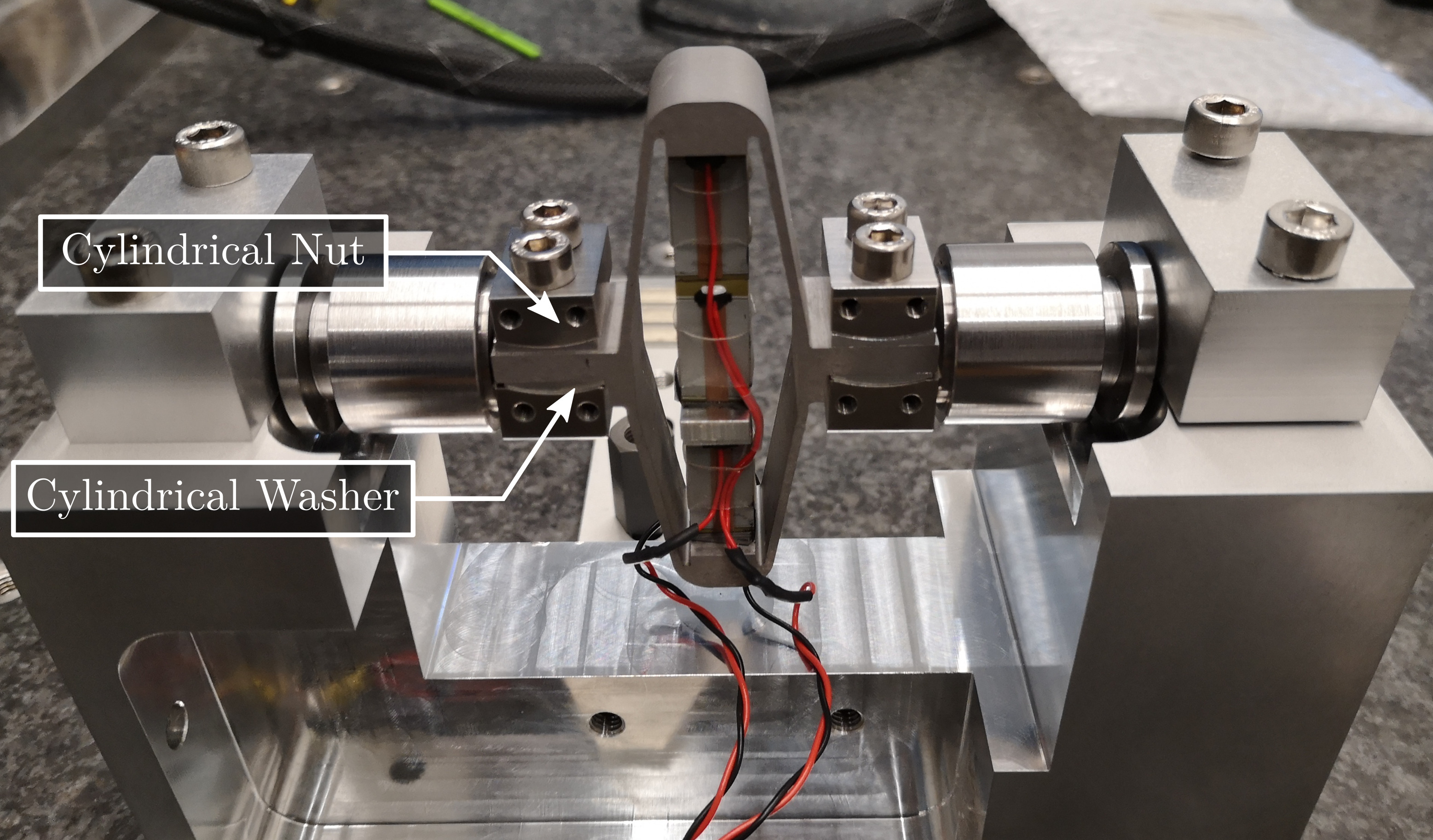 /tdehaeze/phd-test-bench-struts/media/branch/master/figs/test_struts_mounting_step_2.jpg